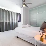 Centro Con Piscina Miramar Marbella