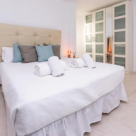 Centro Con Piscina Miramar דירה