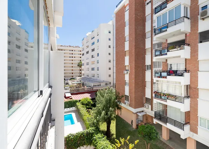 Centro Con Piscina Miramar