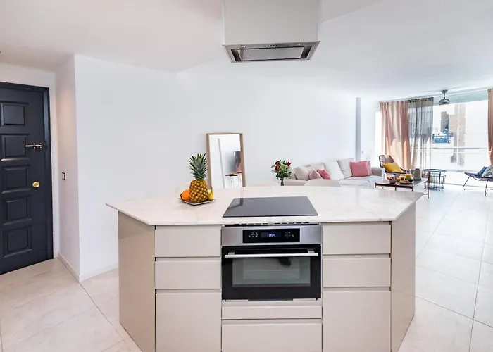 Centro Con Piscina Miramar Marbella