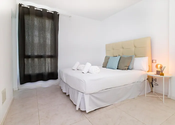 Centro Con Piscina Miramar アパート *
