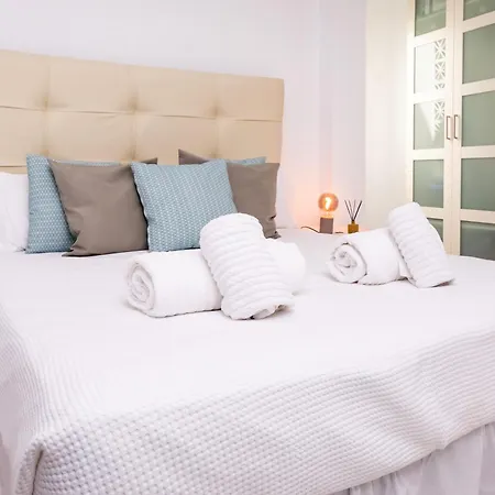 Centro Con Piscina Miramar *