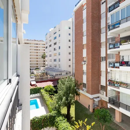 Centro Con Piscina Miramar