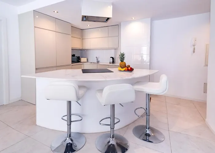 Apartmán Centro Con Piscina Miramar *